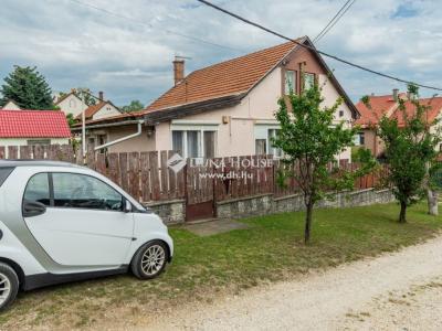 Eladó családi ház - 2030 Érd