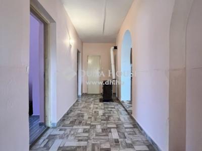 Eladó családi ház - 2252 Tóalmás