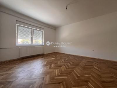 Kiadó családi ház - 7727 Palotabozsok