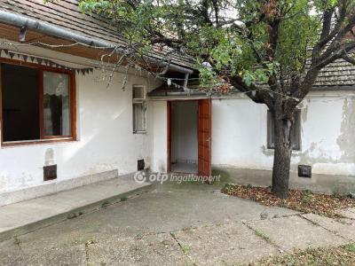 Eladó családi ház - 3032 Apc, Rákóczi Ferenc utca