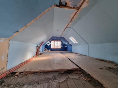 Eladó családi ház - 2252 Tóalmás