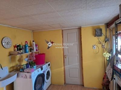 Eladó családi ház - 2230 Gyömrő