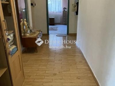 Eladó családi ház - 3011 Heréd