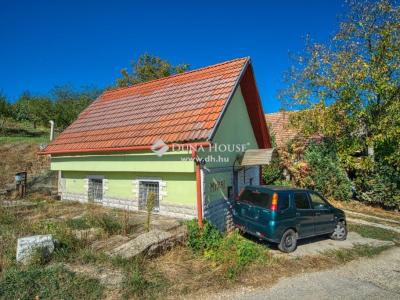 Eladó családi ház - 2800 Tatabánya