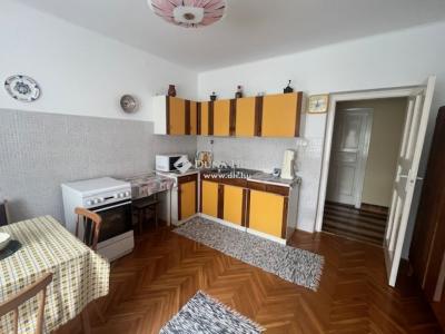 Eladó családi ház - 7629 Pécs