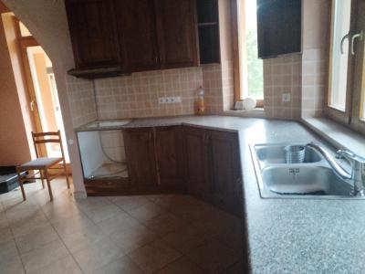 Eladó családi ház - 2400 Dunaújváros