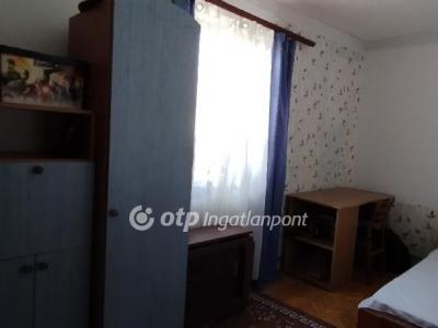 Eladó családi ház - 5100 Jászberény