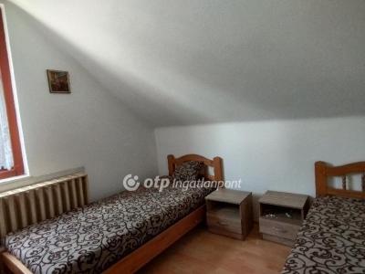 Eladó családi ház - 5100 Jászberény