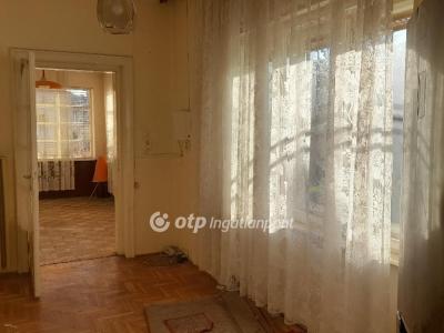 Eladó családi ház - 5130 Jászapáti