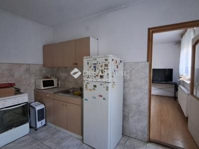 Eladó családi ház - 2220 Vecsés