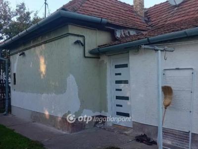 Eladó családi ház - 4130 Derecske