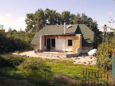 Eladó családi ház - 2030 Érd