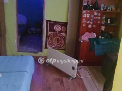 Eladó családi ház - 5430 Tiszaföldvár