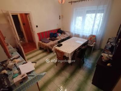 Eladó családi ház - 4225 Debrecen