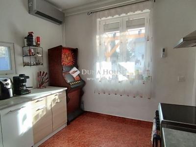 Eladó családi ház - 2251 Tápiószecső