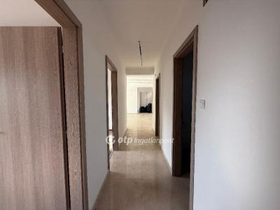 Eladó családi ház - 2300 Ráckeve