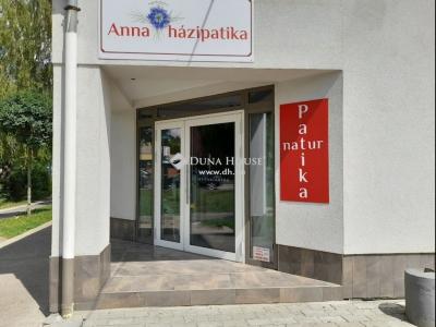 Kiadó utcai bejáratú üzlethelység - 5900 Orosháza