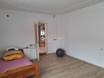 Eladó családi ház - 2330 Dunaharaszti