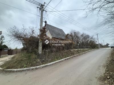 Eladó nyaraló - 2837 Vértesszőlős, Szamos dűlő