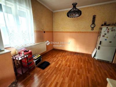 Eladó családi ház - 5600 Békéscsaba