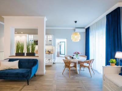 Eladó családi ház - 8600 Siófok