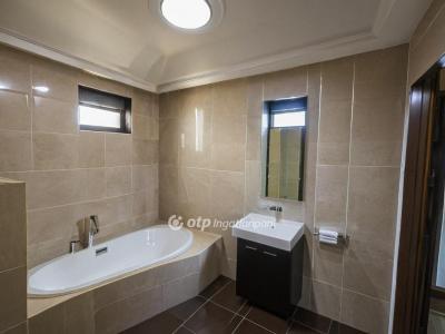 Eladó családi ház - 4138 Komádi