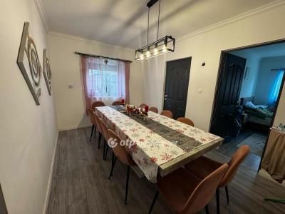 Eladó családi ház - 4274 Hosszúpályi