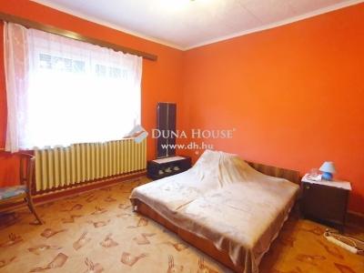 Eladó családi ház - 2251 Tápiószecső