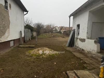 Eladó családi ház - 4274 Hosszúpályi