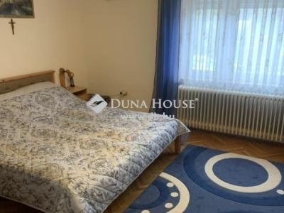 Eladó családi ház - 7631 Pécs, Köves-földi út