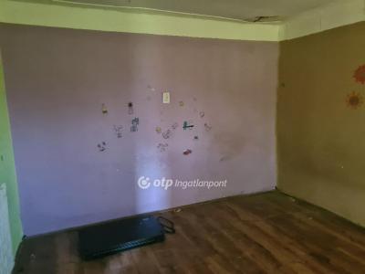 Eladó családi ház - 4060 Balmazújváros