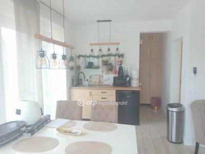 Eladó nyaraló - 2252 Tóalmás, Nyár utca
