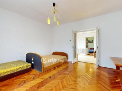 Eladó családi ház - 3909 Mád