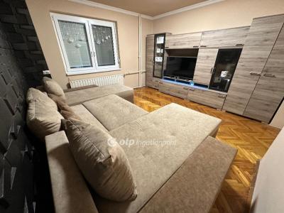 Eladó családi ház - 4474 Tiszabercel
