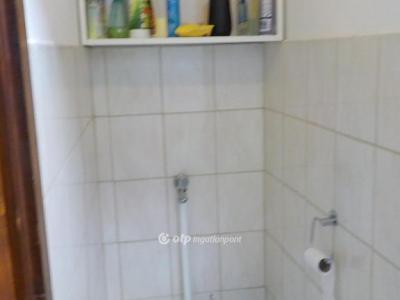 Eladó családi ház - 8630 Balatonboglár
