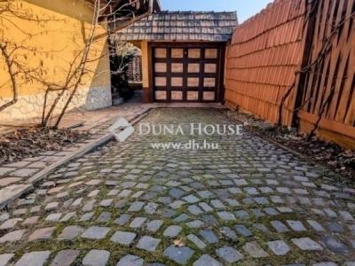 Eladó családi ház - 1222 Budapest, XXII. kerület , Kender utca