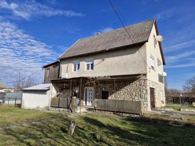Eladó családi ház - 2870 Kisbér, Széchenyi utca