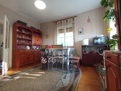 Eladó családi ház - 3281 Karácsond