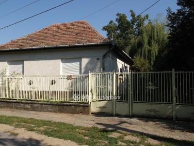 Eladó családi ház - 3281 Karácsond