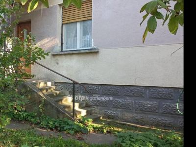 Eladó családi ház - 5137 Jászkisér