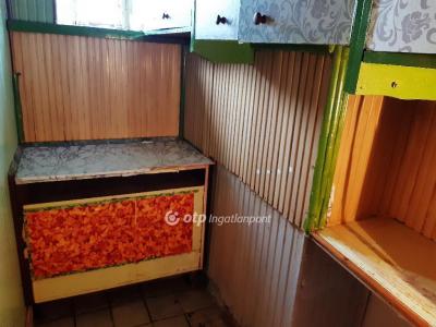 Eladó családi ház - 2143 Kistarcsa