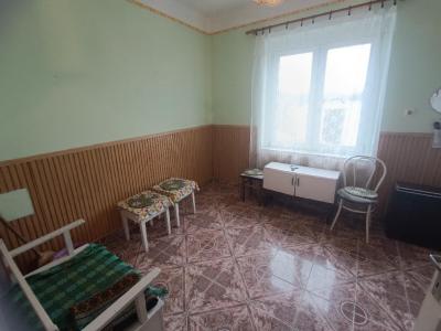 Eladó családi ház - 2490 Pusztaszabolcs