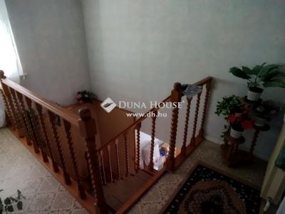 Eladó családi ház - 2760 Nagykáta