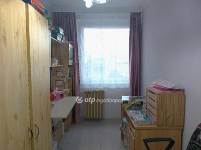 Eladó lakás - 2750 Nagykőrös