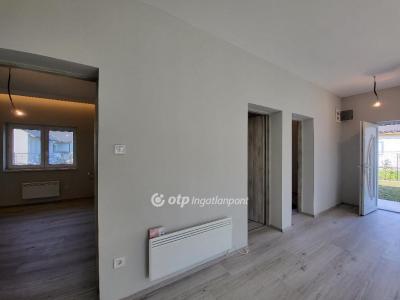 Eladó családi ház - 8600 Siófok
