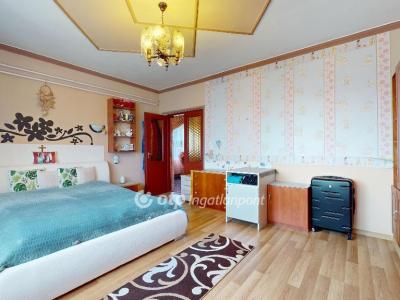 Eladó családi ház - 4090 Polgár