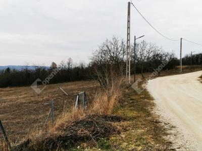 Eladó lakóövezeti telek - 8174 Balatonkenese