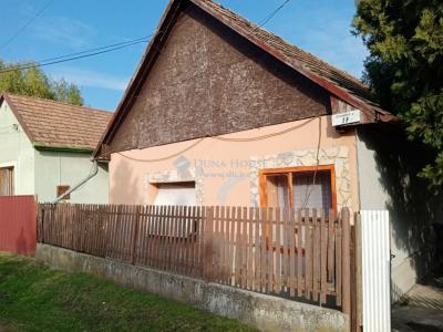 Eladó családi ház - 2760 Nagykáta