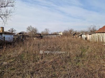 Eladó külterületi telek - 4002 Debrecen