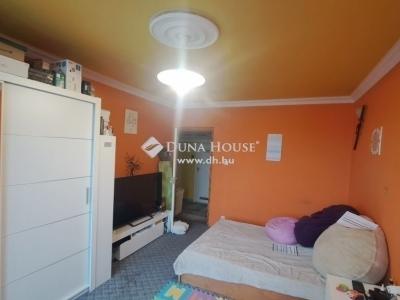 Eladó lakás - 6723 Szeged, Gyöngyvirág utca